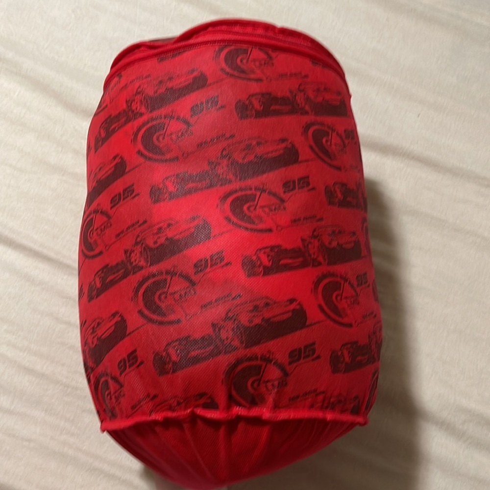 New McQueen sleeping bag - Picture 4 of 7